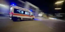 Bimbo di 6 anni muore schiacciato da un muletto dal padre, tragedia nel Bellunese