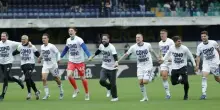 Il Como fa la storia, vince a Verona e il prossimo anno giocher&agrave; in Europa per la prima volta. Fabregas: &laquo;Incredibile&raquo;