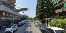 Roma, si stacca cornicione in via Giuseppe Armellini: donna di 70 anni colpita alla testa muore sul colpo