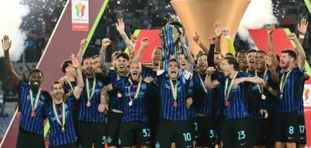 Lazio-Inter 0-2, le pagelle: Lautaro (7) da leader, serata horror per Nuno Tavares (4). Chivu vince la Coppa Italia dopo lo scudetto