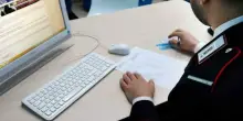 Portafogli persi, carabiniere non fa i verbali di smarrimento: condannato a venti mesi per peculato e furto