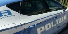Spari a Giugliano, ragazzo di 18 anni ferito ai piedi: ricoverato in ospedale in codice giallo