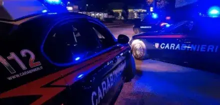 Due donne trovate morte nel cantiere di un edificio in costruzione: interrogato un uomo