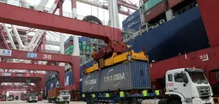 Dazi, patto Ue-Usa. Tariffe al 15% sui beni europei