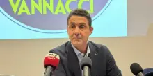 Vannacci "svuota" la Lega e cresce nei sondaggi: la strategia di Futuro Nazionale per superare il Carroccio
