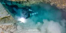 Maldive, le prime foto dentro la grotta Kandu dove sono morti i sub italiani: &laquo;I corpi trovati quando pensavamo non ci fossero&raquo;