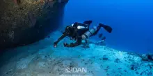 Maldive, perch&eacute; i sub italiani avevano poco tempo per risalire: le bombole ricreative, le torce e il cunicolo chiuso