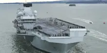 Nave russa "sfida" la Nato nel Mar di Norvegia: interviene il gruppo d'attacco della portaerei Prince of Wales