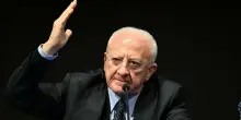 Vincenzo De Luca, dai dissapori con il Pd agli insulti a Meloni: chi &egrave; il "vicer&egrave;" che torna a guidare Salerno