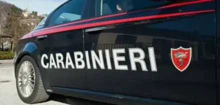 Ischia, picchia la figlia e la riduce in fin di vita: arrestato uomo di 58 anni per tentato omicidio