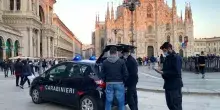 Milano, quarantenne trovata dai familiari a casa con gravi ferite: &egrave; in pericolo di vita