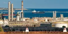 Export, l?Italia si rafforza con la vendita di petrolio