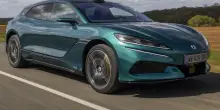 Denza, un esordio da leader: arriva la Z9GT, una granturismo con prestazioni da supercar