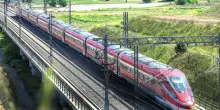 Trenitalia, 10 milioni di persone in viaggio nel ponte del 2 giugno: servizi potenziati