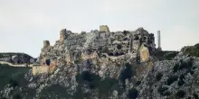 Israele avanza in Libano, dopo 26 anni riconquistato il castello di Beaufort. Francia chiede la riunione urgente Consiglio Onu