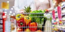Supermercati aperti a Roma marted&igrave; 2 giugno: da Carrefour a Esselunga, la lista completa e gli orari