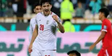 L'Iran non convoca l'ex Roma Azmoun: &egrave; accusato di tradimento per una foto postata sui social