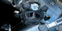 Nasa, allarme sulla Stazione Spaziale Internazionale per una perdita d'aria: astronauti pronti all'evacuazione