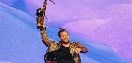 Cesare Cremonini imperatore al Circo Massimo: &laquo;Basta lustrini e stadi. Nel nuovo disco con il sax trasformo il dolore in musica&raquo;