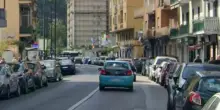 Inseguimento in auto nella notte a Fuorigrotta, rissa e spari: sul posto i carabinieri