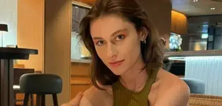Milano, modella di 30 anni circondata e picchiata dal branco: &laquo;Volevano fare sesso con me, mi ha salvata un eroe, vorrei incontrarlo&raquo;