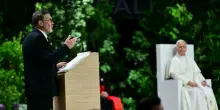 Antonio Banderas al Papa: &laquo;L'IA ci ruba l'arte e l'anima. Io vittima dell'incantesimo di Dio&raquo;. L'incontro a Madrid