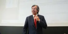Intesa muove su Mps l?offerta da 30,6 miliardi, Messina: &laquo;Chance unica&raquo;