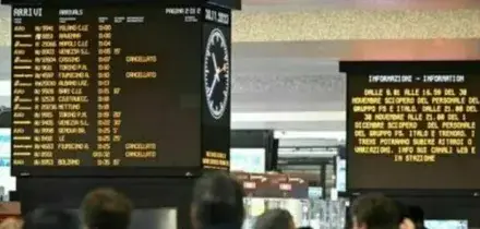 Sciopero ferrovie dell?11 giugno sospeso dopo il vertice al Mit: stop ai disagi per i treni Intercity