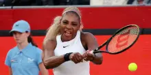 Serena Williams torna a vincere al Queens a 4 anni dal ritiro: look, sguardi e perch&eacute; aveva lasciato il tennis