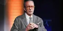 Vittorio Feltri: &laquo;Oriana Fallaci dorm&igrave; da me prima di morire, spegneva le sigarette sul divano. Fini? L'ho ucciso politicamente&raquo;