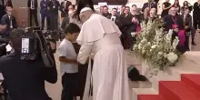 Mondiali, Leone XIV ad un bambino ricorda che chi non sa passare la palla non ha capito il calcio