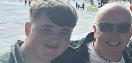 &laquo;Nostro figlio &egrave; morto a 17 anni dopo aver usato un liquido per sigaretta elettronica in vacanza&raquo;. Il dramma di una famiglia