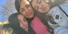 &laquo;Alisya, Sarah, la mamma vi aspetta. Siete la mia vita&raquo;, l'appello tra le lacrime della mamma delle sorelline scomparse a Civitella Alfedena