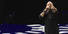 Ramazzotti duetta con Gigi e canta Pino