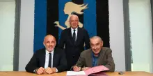 Sarri &egrave; il nuovo allenatore dell'Atalanta, il comunicato ufficiale: contratto di tre anni per il tecnico ex Lazio
