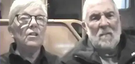 Nave russa nella Manica, i pensionati sullo yacht: &laquo;Gli spari? Tutto surreale, non eravamo in rotta di collisione&raquo;