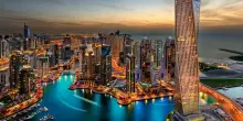 Dubai, crolla il mercato immobiliare di lusso: vendita a picco, l'ombra della guerra che spaventa i super ricchi e i nomadi del benessere