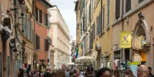 Roma, il suolo pubblico al prezzo di un caff&egrave;. Un metro quadro per un tavolino a Piazza Navona costa 1,99 euro al giorno