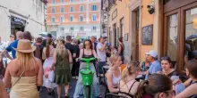 Roma, il Centro ostaggio dei tavolini: residenti prigionieri dei dehors