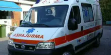 Malore mentre passeggia in strada, turista muore sotto gli occhi della moglie a Positano
