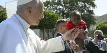 Papa Leone, il monito davanti alla tomba di Sant'Agostino a Pavia: &laquo;Camminiamo insieme senza divisioni nella Chiesa&raquo;