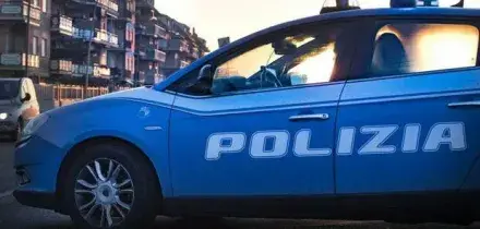 Ragazzina di 13 anni uccisa dalla madre che poi si suicida, i corpi scoperti dalla sorella maggiore