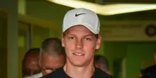 Hurlingham, Roehampton e Wimbledon in mare aperto: la flotta azzurra, la rotta solitaria di Sinner e le correnti impazzite