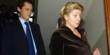 Margherita Agnelli chiede al figlio John Elkann 1,3 milioni di danni morali: &egrave; guerra (senza esclusione di colpi)