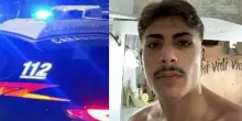 Napoli, ucciso sotto casa a Miano: il 21enne Lorenzo Spasiano colpito al petto da killer solitario