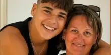 Lorenzo Benin, la mamma del 17enne morto a Senago insultata sui social: &laquo;Ci dicono che ci sta bene. Siete mai stati adolescenti?&raquo;
