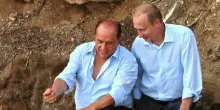 Villa Certosa, cos'&egrave;? Il parco giochi diplomatico di Berlusconi, la pizzeria e gli ospiti da Putin George W. Bush