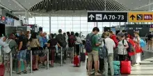 Aeroporti Roma al Ft: &laquo;Rischio caos estivo con i controlli biometrici in entrata Ue, siamo preoccupati&raquo;