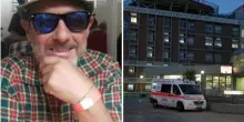 Esce dal pronto soccorso e viene trovato morto nel parcheggio