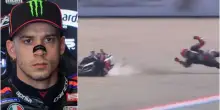 MotoGP, brutto incidente per Bezzecchi: il pilota Aprilia viene trasportato in ospedale. Le condizioni